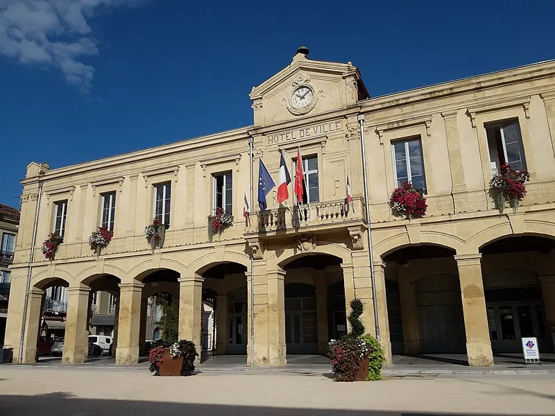 Picture of Halle-mairie - F123 - © Creative Commons (https://creativecommons.org/licenses/by-sa/4.0/deed.fr)
