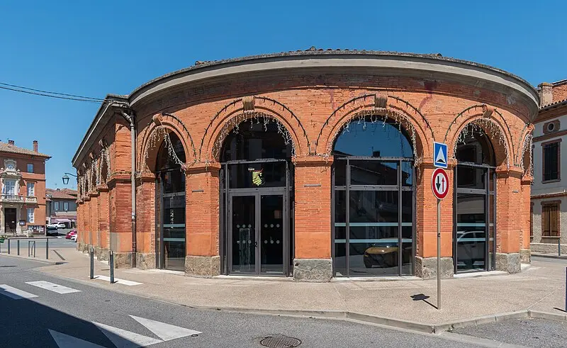Picture of Hall - Tournasol7 - © Creative Commons (https://creativecommons.org/licenses/by-sa/4.0/deed.fr)