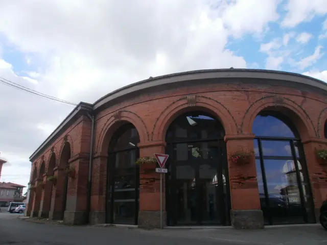 Picture of Hall - Monuments tale - © Creative Commons (https://creativecommons.org/licenses/by-sa/4.0/deed.fr)