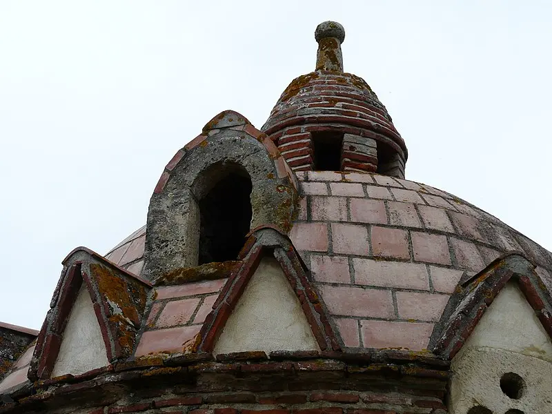 Foto di Pigeonnier Dit Colombier du Grilhon - Père Igor - © Creative Commons (https://creativecommons.org/licenses/by-sa/4.0/deed.fr)