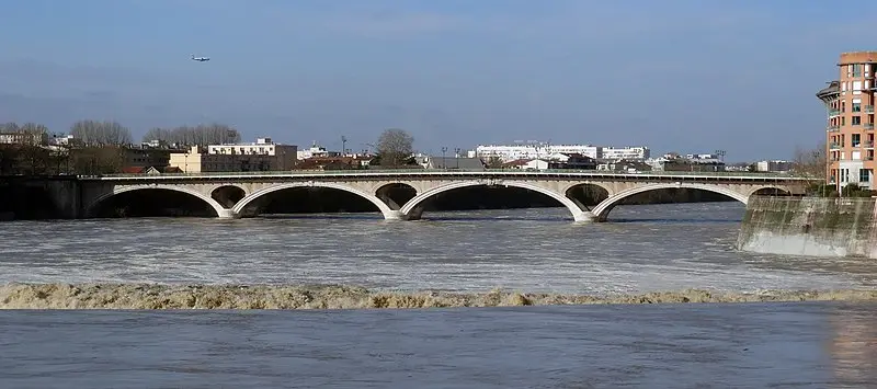 Picture of Catalans bridge - Don-vip - © Creative Commons (https://creativecommons.org/licenses/by-sa/4.0/deed.fr)