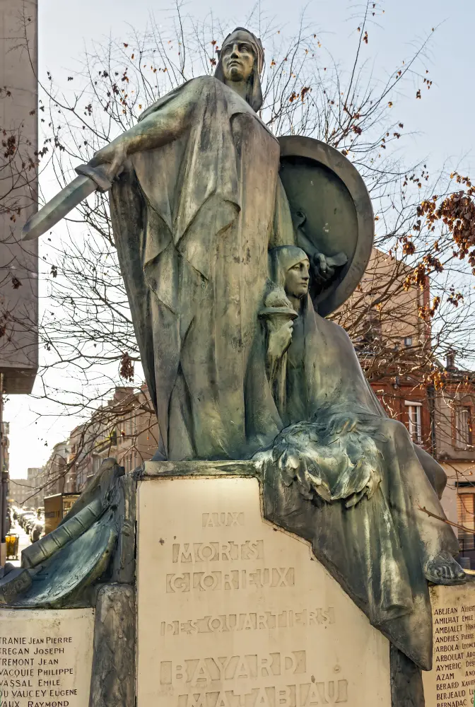 Foto di Monumento alla guerra della guerra del 1914-1918 dei distretti di Bayard, Matabiau, Concorde e Chalets - Sous licence Creative Commons (https://creativecommons.org/licenses/by-sa/4.0/deed.fr) - Par Archaeodontosaurus - © Creative Commons (https://creativecommons.org/licenses/by-sa/4.0/deed.fr)
