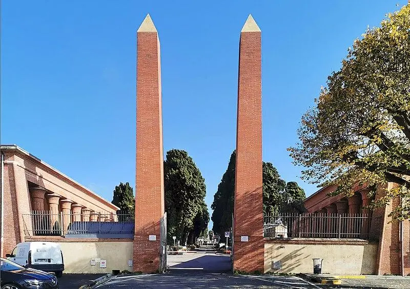 Picture of Entrance to the Terre-Cabade cemetery - Didier Descouens - © Creative Commons (https://creativecommons.org/licenses/by-sa/4.0/deed.fr)