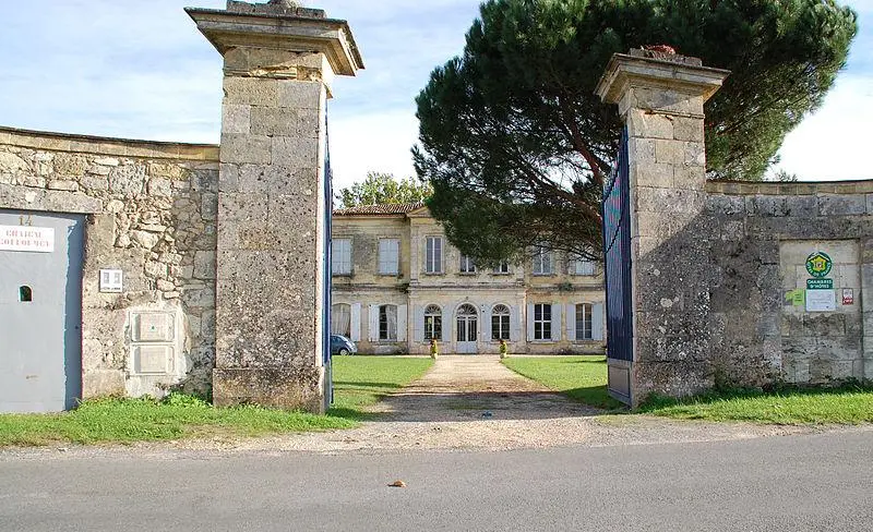 Foto de Castillo de Couloumey - PA - © Creative Commons (https://creativecommons.org/licenses/by-sa/4.0/deed.fr)