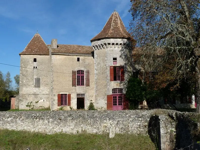 Foto von Starkes Boisset House - Jack ma - © Creative Commons (https://creativecommons.org/licenses/by-sa/4.0/deed.fr)