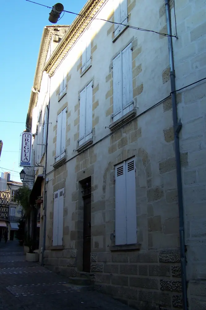 Foto de Casas medievales - Sous licence Creative Commons (https://creativecommons.org/licenses/by-sa/4.0/deed.fr) - Par Henrysalome - © Creative Commons (https://creativecommons.org/licenses/by-sa/4.0/deed.fr)