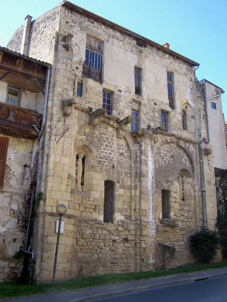 Foto de Casas medievales - Sous licence Creative Commons (https://creativecommons.org/licenses/by-sa/4.0/deed.fr) - Par Henrysalome - © Creative Commons (https://creativecommons.org/licenses/by-sa/4.0/deed.fr)