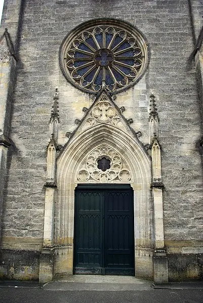 Foto de Iglesia Saint-Gervais y Saint-Protais - David Perez - © Creative Commons (https://creativecommons.org/licenses/by-sa/4.0/deed.fr)
