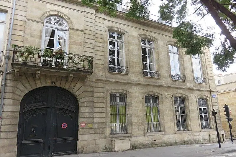 Foto de Hotel dit de la faïencerie - JohnNewton8 - © Creative Commons (https://creativecommons.org/licenses/by-sa/4.0/deed.fr)