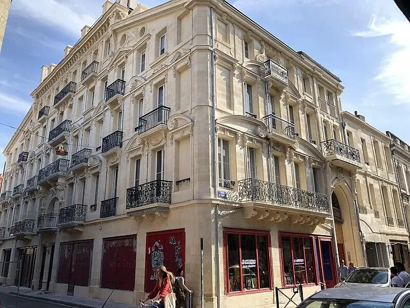 Foto von Saint-François Hotel, sagt auch Hotel de la Perle - JohnNewton8 - © Creative Commons (https://creativecommons.org/licenses/by-sa/4.0/deed.fr)