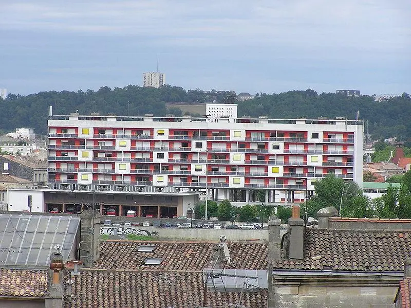 Foto de Estación de bomberos de Benauge - Guallendra - © Creative Commons (https://creativecommons.org/licenses/by-sa/4.0/deed.fr)