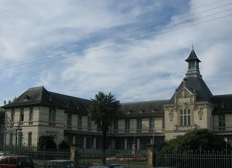 Foto von Rennes Agriculture School, heute West Agrocampus - XIIIfromTOKYO - © Creative Commons (https://creativecommons.org/licenses/by-sa/4.0/deed.fr)