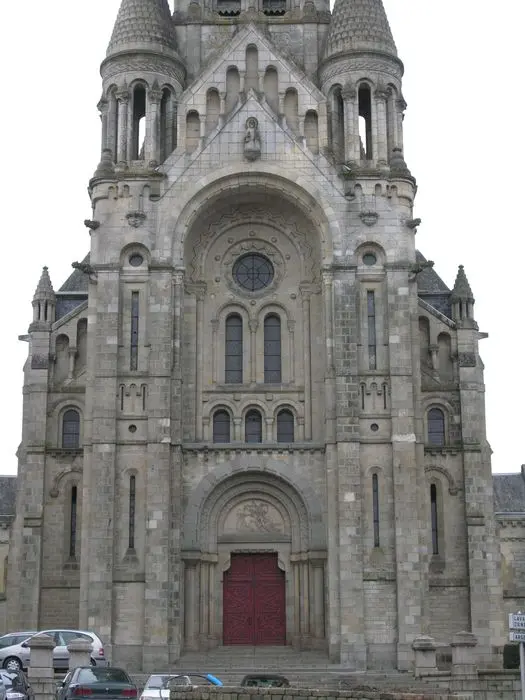 Foto de Iglesia de Saint-Martin - POP Plateforme Ouverte du Patrimoine / Base Mérimée - ® Ministère de la Culture (France), Direction Régionale des Affaires Culturelles de Bretagne, tous droits réservés