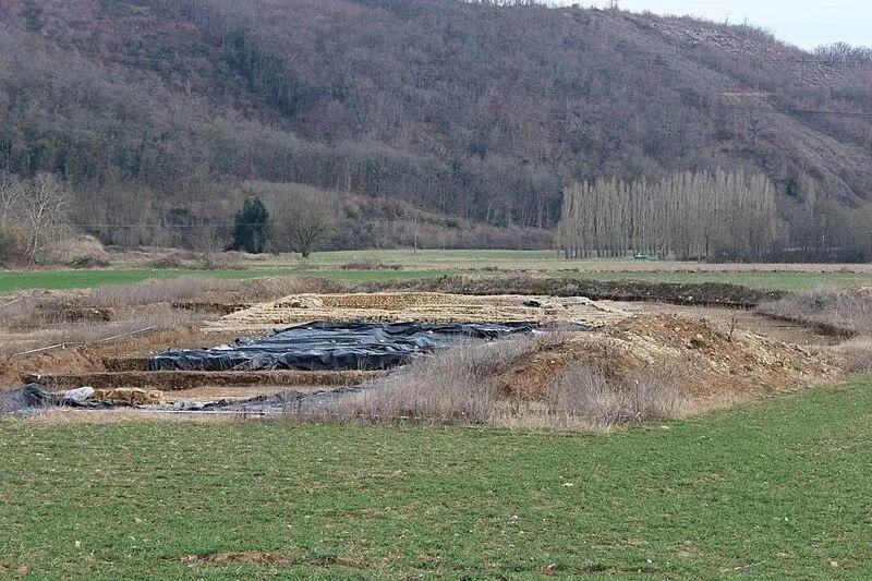 Foto von Antike Stätte oder alte Villa namens Buissières - Ce fichierest l’œuvre deXavier Caré. Merci de cré - © Creative Commons (https://creativecommons.org/licenses/by-sa/4.0/deed.fr)