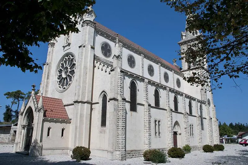 Foto von Notre-Dame des Forges Church - Ad Vitam - © Creative Commons (https://creativecommons.org/licenses/by-sa/4.0/deed.fr)