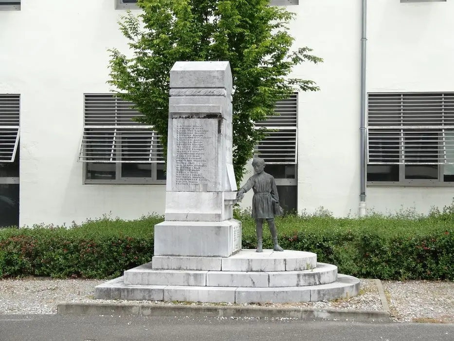 Picture of 14-18 war monument - POP Plateforme Ouverte du Patrimoine / Base Mérimée - © Ministère de la Culture (France), Direction Régionale des Affaires Culturelles de Nouvelle-Aquitaine – Tous droits réservés 