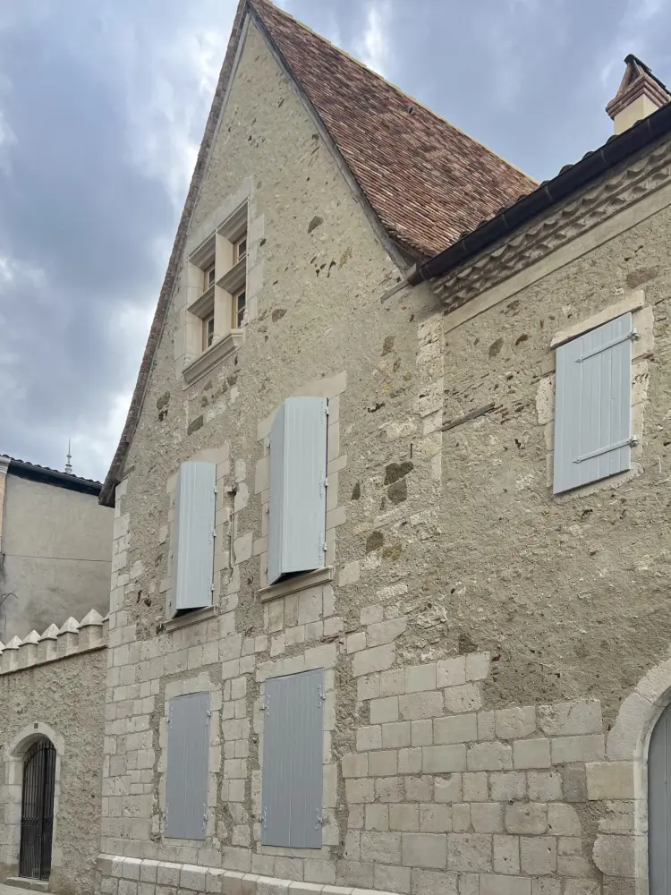 Picture of Bourrouilhan Hotel - Sous licence Creative Commons (https://creativecommons.org/licenses/by-sa/4.0/deed.fr) - Par Angiviller - © Creative Commons (https://creativecommons.org/licenses/by-sa/4.0/deed.fr)