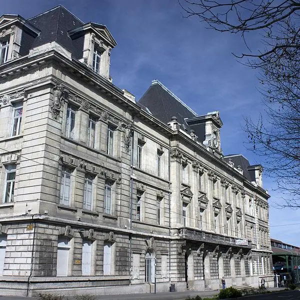 Foto von Börse - Daniel Villafruela. - © Creative Commons (https://creativecommons.org/licenses/by-sa/4.0/deed.fr)