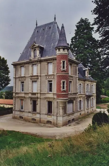 Picture of Martinas Castle - POP Plateforme Ouverte du Patrimoine / Base Mérimée - © Ministère de la Culture (France), Médiathèque du patrimoine et de la photographie, tous droits réservés