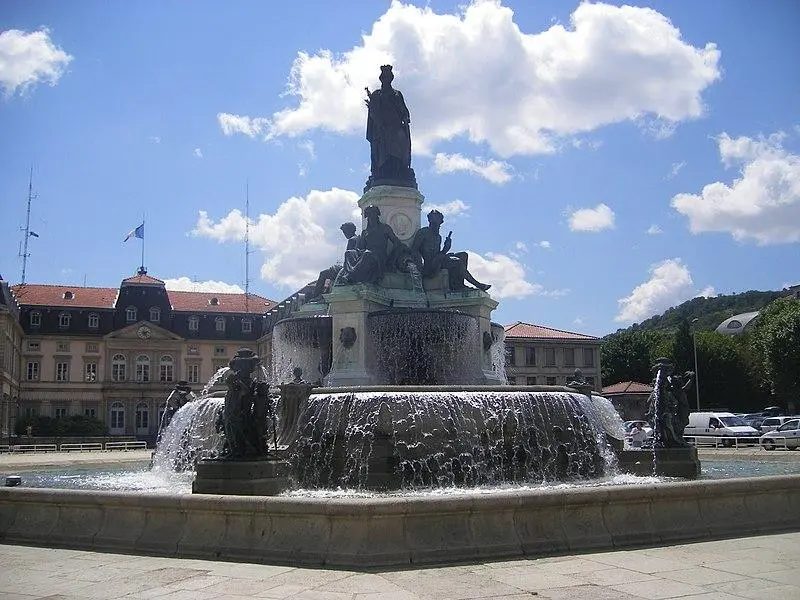 Picture of Crozatier fountain - Szeder László - © Creative Commons (https://creativecommons.org/licenses/by-sa/4.0/deed.fr)