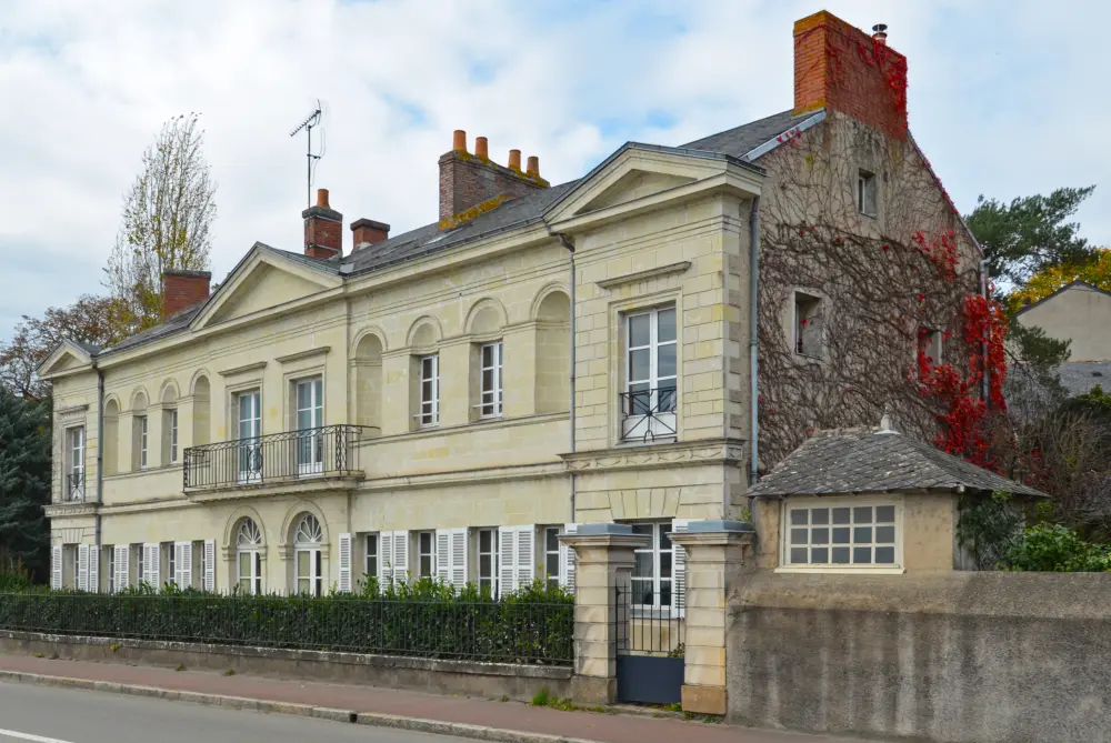 Foto de Villa davevelière - Sous licence Creative Commons (https://creativecommons.org/licenses/by-sa/4.0/deed.fr) - Par Selbymay - © Creative Commons (https://creativecommons.org/licenses/by-sa/4.0/deed.fr)