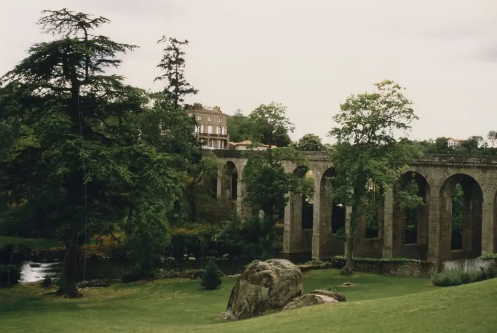 Foto de Villa de valenne-valentin - POP Plateforme Ouverte du Patrimoine / Base Mérimée - © Ministère de la Culture (France), Médiathèque du patrimoine et de la photographie, tous droits réservés