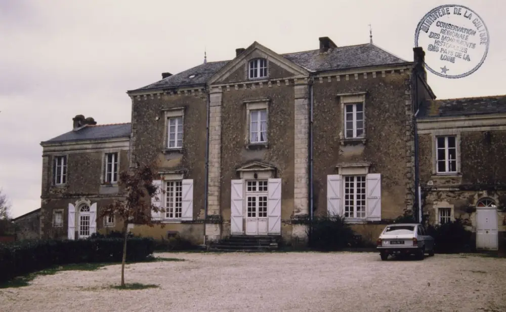 Picture of Bretudières villa - POP Plateforme Ouverte du Patrimoine / Base Mérimée - © Ministère de la Culture (France), Médiathèque du patrimoine et de la photographie, tous droits réservés