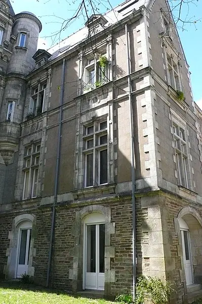 Foto di Leglas-Maurice Hotel - DeuxPlusQuatre - © Creative Commons (https://creativecommons.org/licenses/by-sa/4.0/deed.fr)