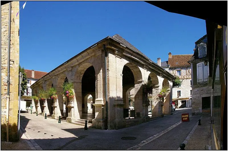 Picture of Hall - Michel Chanaud - © Creative Commons (https://creativecommons.org/licenses/by-sa/4.0/deed.fr)