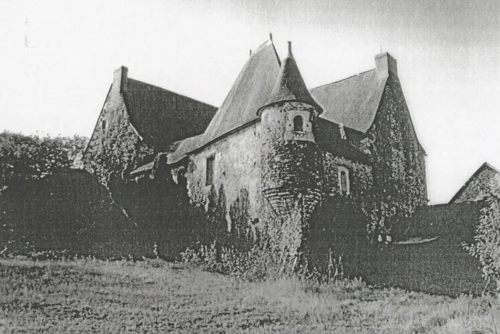 Foto von Logis de la Pezelliere - POP Plateforme Ouverte du Patrimoine / Base Mérimée - © Ministère de la Culture (France), Médiathèque du patrimoine et de la photographie, tous droits réservés
