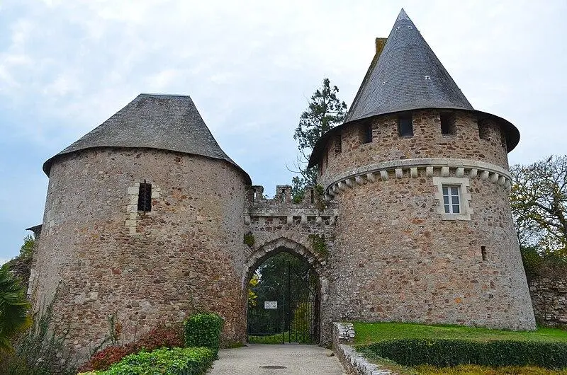 Foto von Antike Burg und "enge Stadt" - Selbymay - © Creative Commons (https://creativecommons.org/licenses/by-sa/4.0/deed.fr)