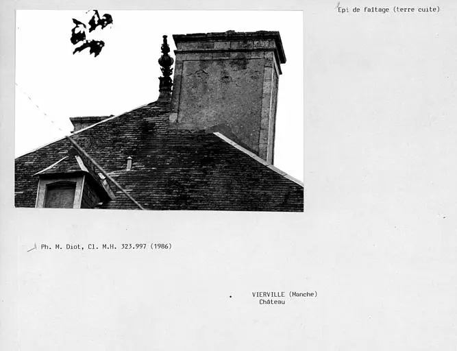 Foto de Castillo - POP Plateforme Ouverte du Patrimoine / Base Mérimée - © Ministère de la Culture (France), Médiathèque du patrimoine et de la photographie, Centre de recherches sur les Monuments historiques (CRMH), diffusion GrandPalaisRmn Photo