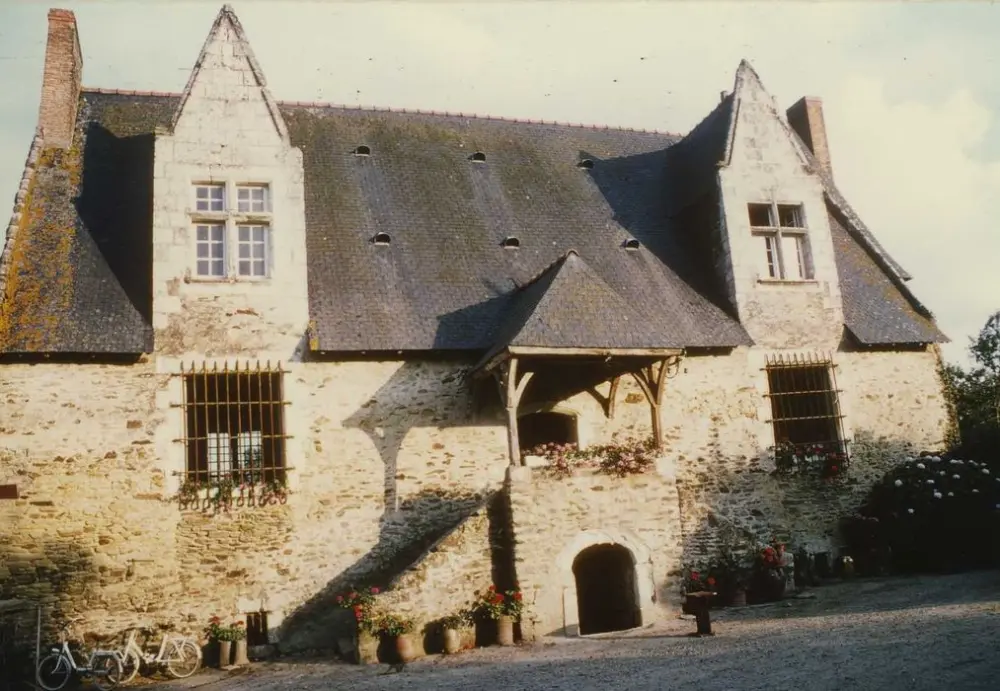 Foto von Logis du Petit Marigné - POP Plateforme Ouverte du Patrimoine / Base Mérimée - © Ministère de la Culture (France), Médiathèque du patrimoine et de la photographie, diffusion RMN-GP