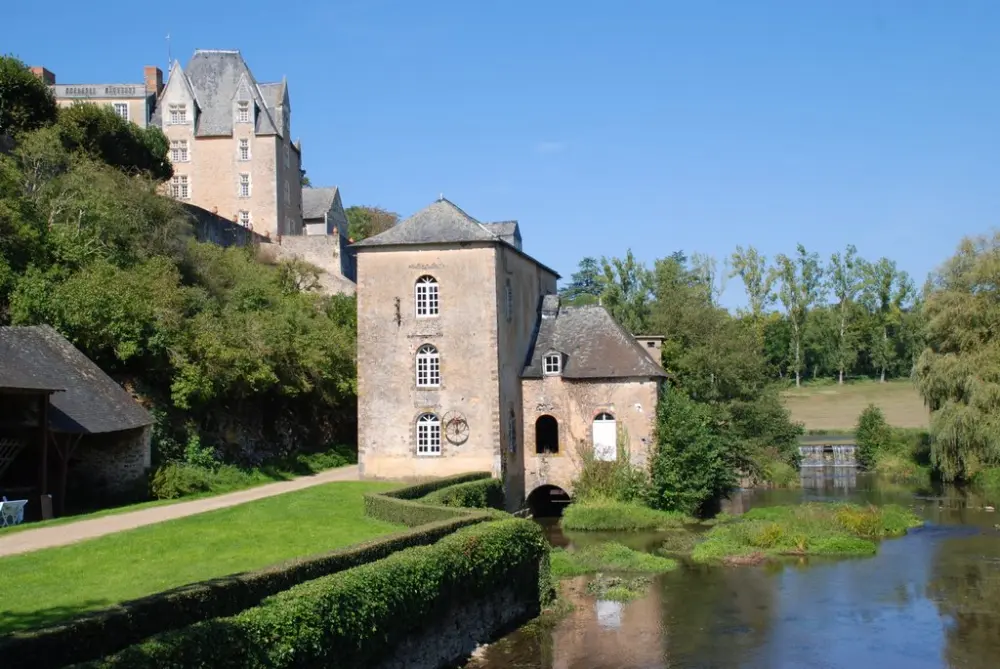 Foto de Moulin de Thévalles (también en Commune of Saulges) - Sous licence Creative Commons (https://creativecommons.org/licenses/by-sa/4.0/deed.fr) - Par Odenel - © Creative Commons (https://creativecommons.org/licenses/by-sa/4.0/deed.fr)