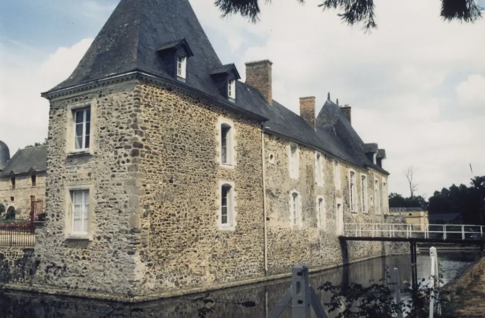 Foto de Castillo de Arcis - POP Plateforme Ouverte du Patrimoine / Base Mérimée - © Ministère de la Culture (France), Médiathèque du patrimoine et de la photographie, tous droits réservés