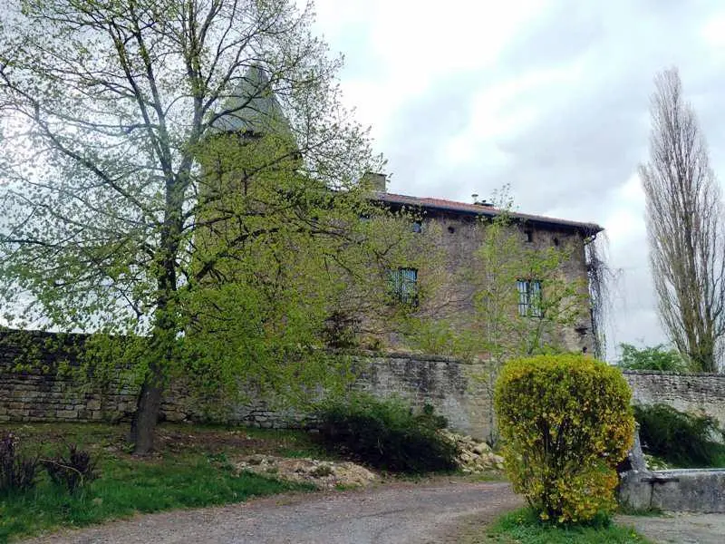 Foto di House Strong in Grande-Flassigny - WCOMFR - © Creative Commons (https://creativecommons.org/licenses/by-sa/4.0/deed.fr)