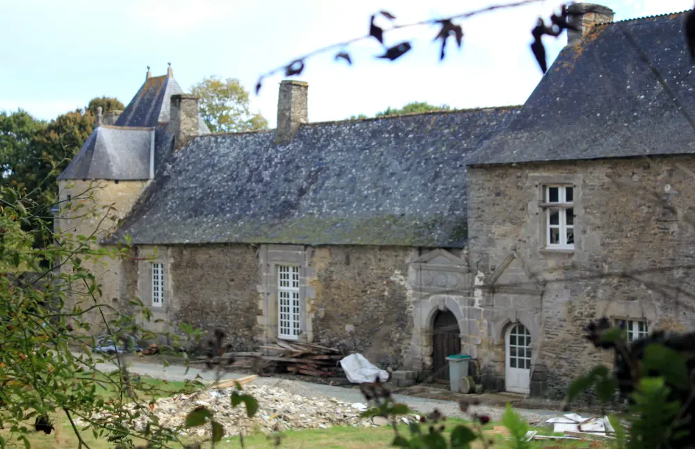 Picture of Val Manor at Holly - Sous licence Creative Commons (https://creativecommons.org/licenses/by-sa/4.0/deed.fr) - Par XIIIfromTOKYO - © Creative Commons (https://creativecommons.org/licenses/by-sa/4.0/deed.fr)