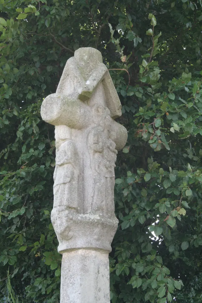 Picture of Cross of priests - Sous licence Creative Commons (https://creativecommons.org/licenses/by-sa/4.0/deed.fr) - Par VIGNERON - © Creative Commons (https://creativecommons.org/licenses/by-sa/4.0/deed.fr)