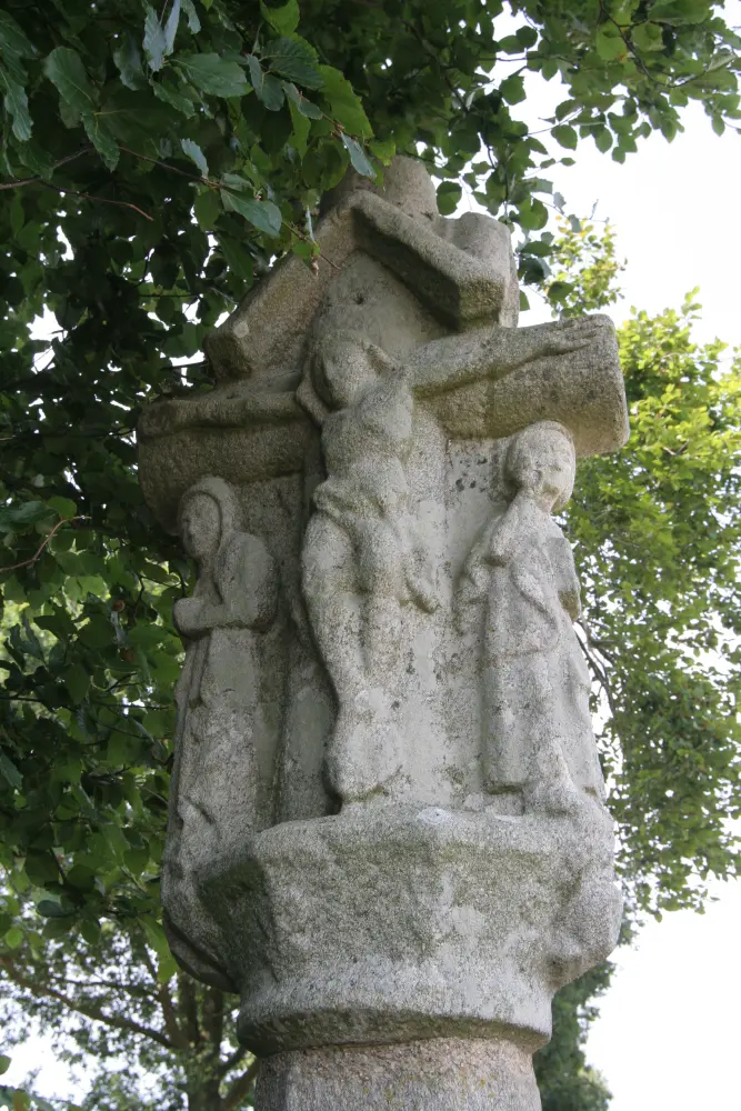 Picture of Cross of priests - Sous licence Creative Commons (https://creativecommons.org/licenses/by-sa/4.0/deed.fr) - Par VIGNERON - © Creative Commons (https://creativecommons.org/licenses/by-sa/4.0/deed.fr)