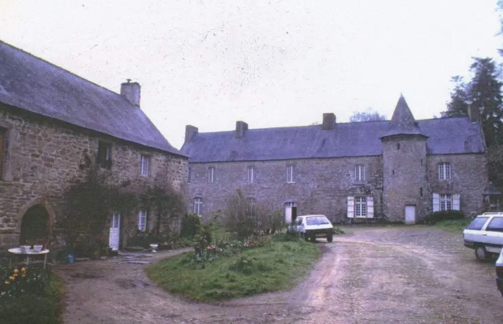 Foto von Trush -Herrenhaus - POP Plateforme Ouverte du Patrimoine / Base Mérimée - © Ministère de la Culture (France), Médiathèque du patrimoine et de la photographie, tous droits réservés