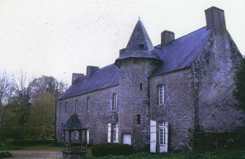 Foto von Trush -Herrenhaus - POP Plateforme Ouverte du Patrimoine / Base Mérimée - © Ministère de la Culture (France), Médiathèque du patrimoine et de la photographie, tous droits réservés