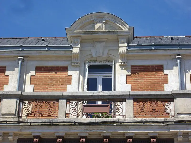 Foto de Construcción de viejos petit-fers etablissements - Fab5669 - © Creative Commons (https://creativecommons.org/licenses/by-sa/4.0/deed.fr)