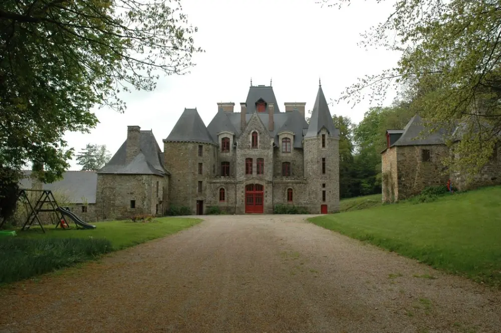 Foto de Castillo de la villequéno - POP Plateforme Ouverte du Patrimoine / Base Mérimée - ® Ministère de la Culture (France), Direction Régionale des Affaires Culturelles de Bretagne, tous droits réservés