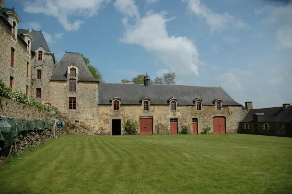 Foto de Castillo de la villequéno - POP Plateforme Ouverte du Patrimoine / Base Mérimée - © Ministère de la Culture (France), Direction Régionale des Affaires Culturelles de Bretagne – Tous droits réservés