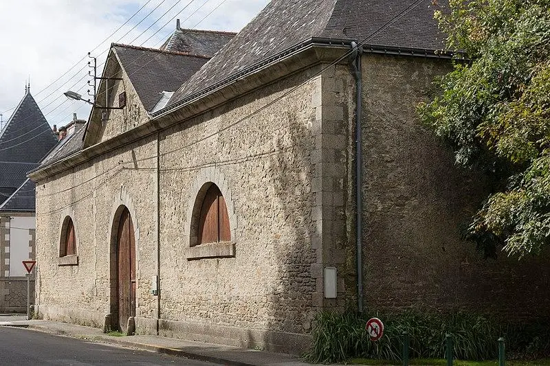 Photo de Magasin à fourrages - Pymouss - © Creative Commons (https://creativecommons.org/licenses/by-sa/4.0/deed.fr)
