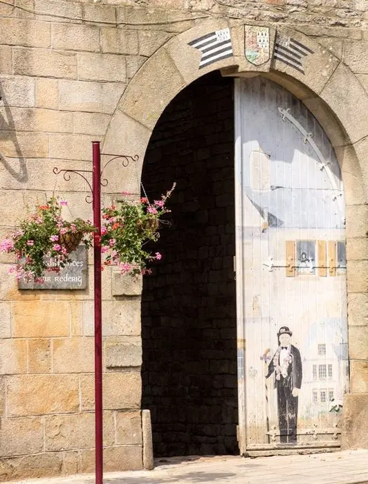 Foto de Ex Hôtel de la Croix Blanche Dit Old Diligence Relay - POP Plateforme Ouverte du Patrimoine / Base Mérimée - © Ministère de la Culture (France), Direction Régionale des Affaires Culturelles de Bretagne – Tous droits réservés 