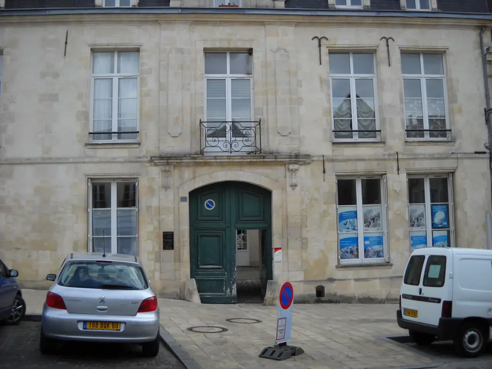 Foto de Palacio - Sous licence Creative Commons (https://creativecommons.org/licenses/by-sa/4.0/deed.fr) - Par Benjism89 - © Creative Commons (https://creativecommons.org/licenses/by-sa/4.0/deed.fr)