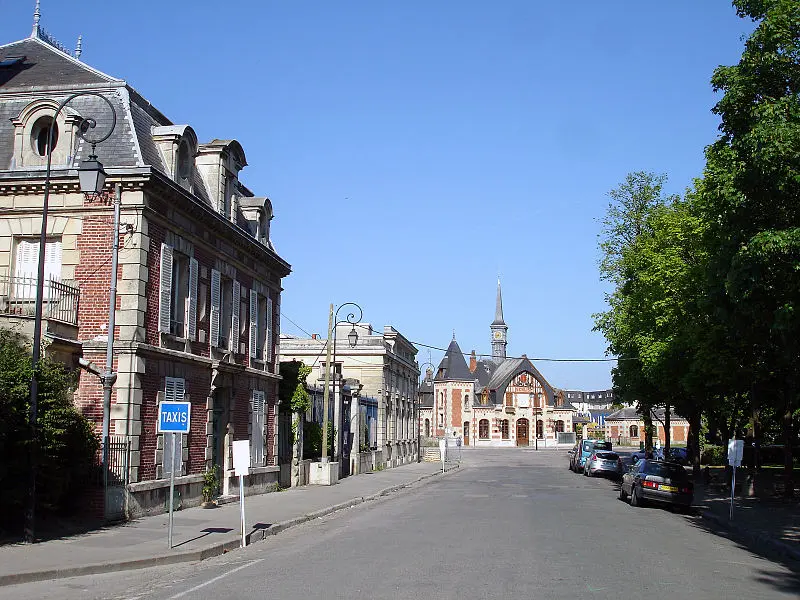 Foto von Senlis Station - Clicsouris - © Creative Commons (https://creativecommons.org/licenses/by-sa/4.0/deed.fr)