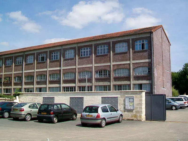 Foto di Ex fabbrica chiamata parvilly - P.poschadel - © Creative Commons (https://creativecommons.org/licenses/by-sa/4.0/deed.fr)