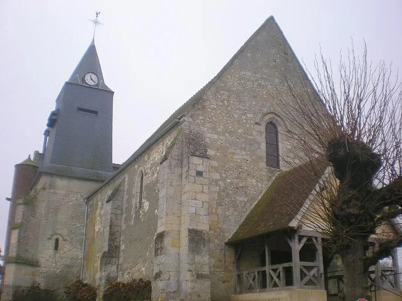 Foto di Chiesa di Saint-Lucien - Guillaume de clermont 60 - © Creative Commons (https://creativecommons.org/licenses/by-sa/4.0/deed.fr)